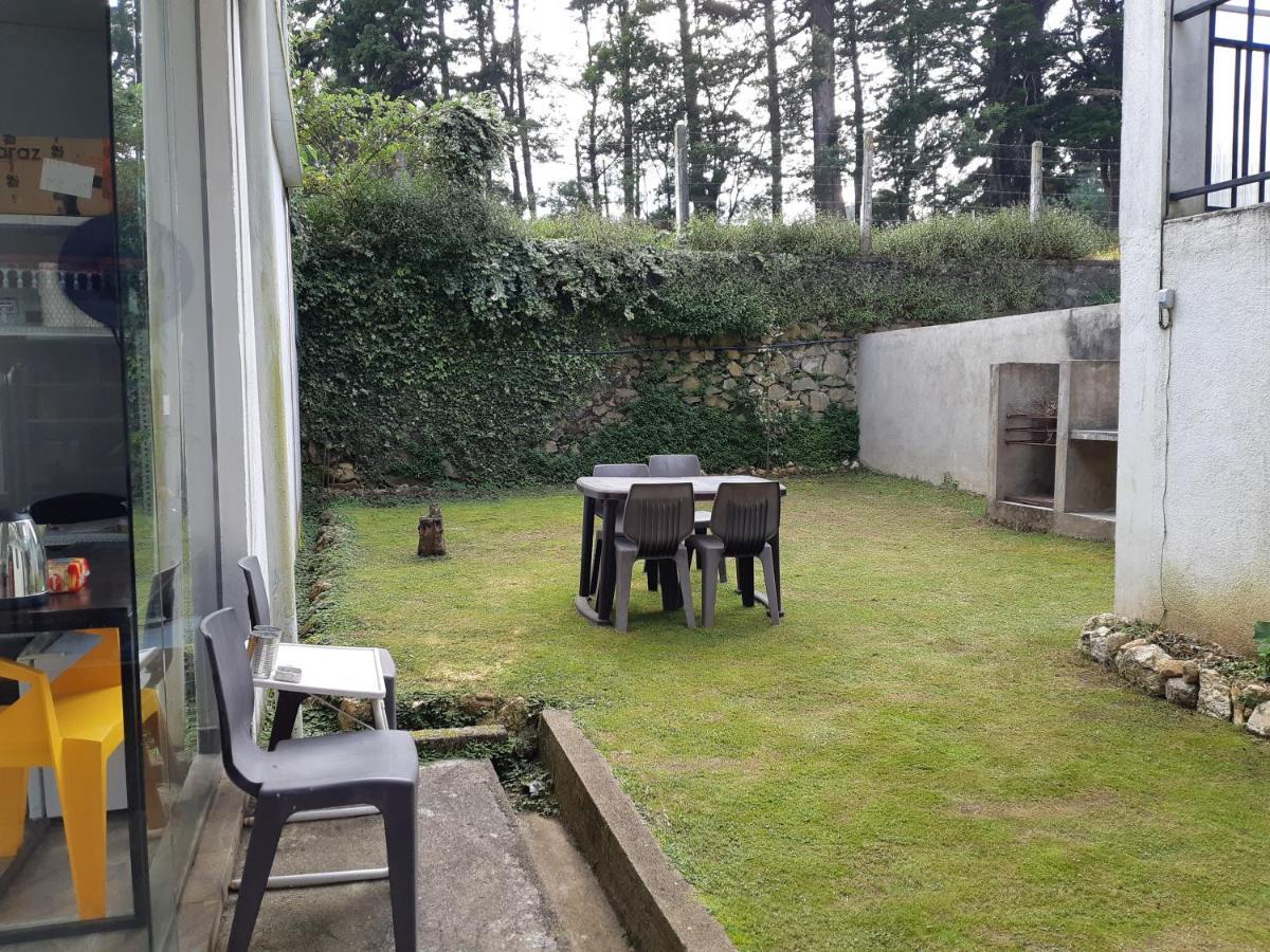 Siril Guesthouse Hostel Nuwara Eliya Exterior photo