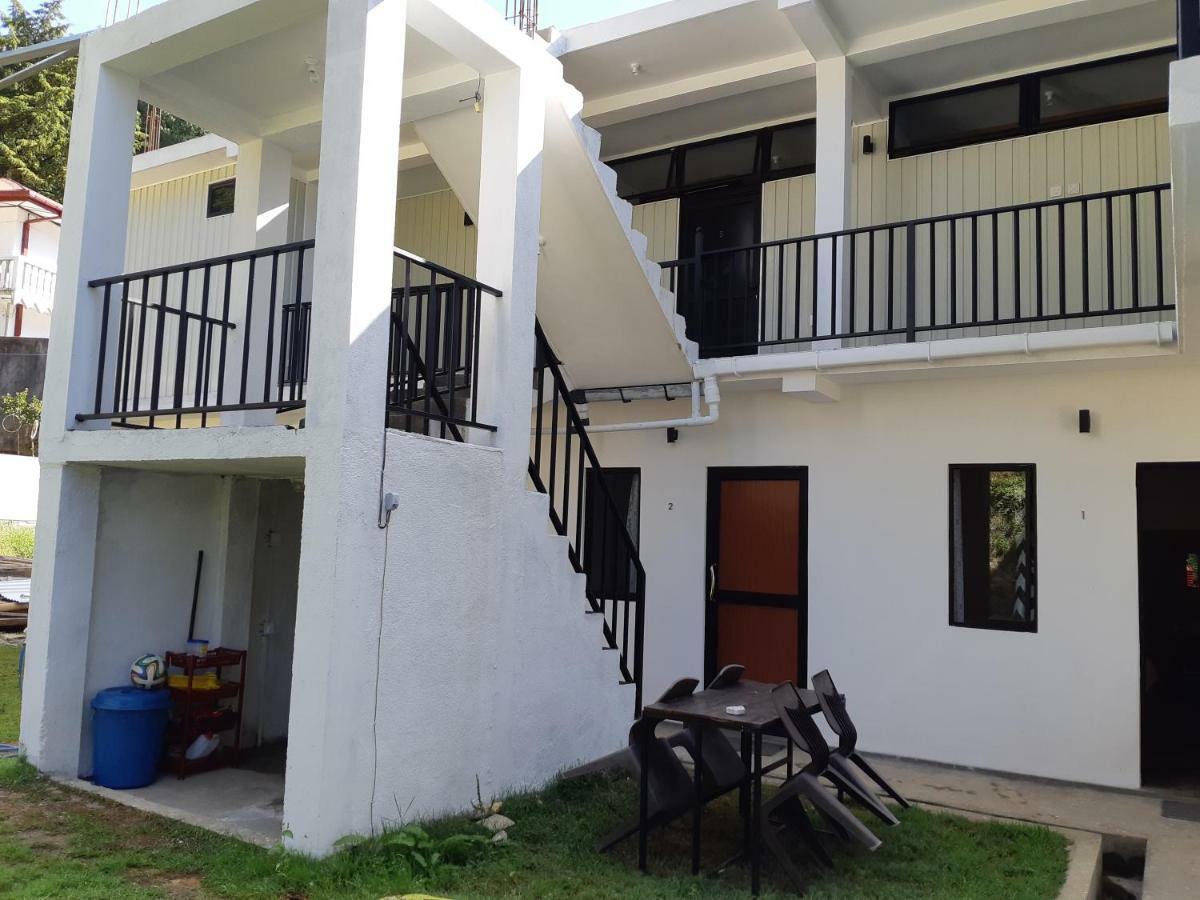 Siril Guesthouse Hostel Nuwara Eliya Exterior photo